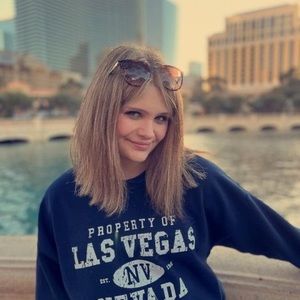 Meet your Posher, Torie